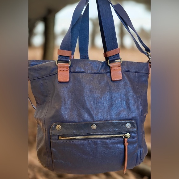 Genuine leather Kipling crossbody/handbag - Picture 1 of 16